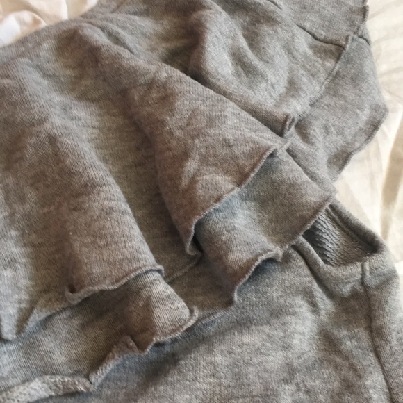 Ruffle one shoulder sweatshirt - Picture 2 of 3